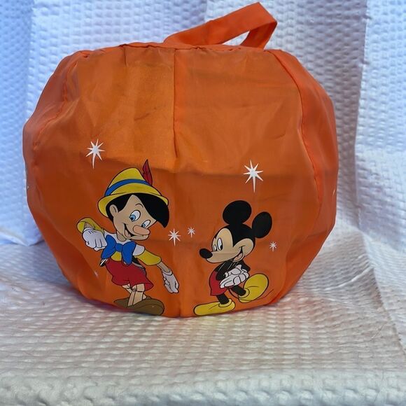 Disney expandable trick or treat bucket - Picture 2 of 8